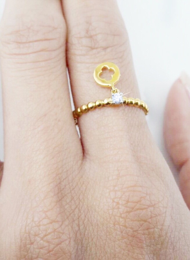 สั่งผลิตเพชรเบลเยี่ยมคัท แหวนแต่งงาน แหวนหมั้น ใส่เที่ยว ออกงาน แหวนทองคำ 18K เพชรแท้ 0.07 กะรัต 1.98 กรัม น้ำ 99 ราคาถูกมาก มีใบรับประกันค่ะ