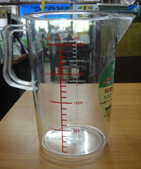 เหยือกตวงพลาสติก (นำเข้า) ความจุ 2,000 มล.