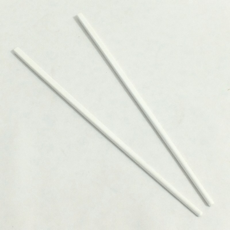 ตะเกียบ 9.5" ตรายูนิก้า สีครีมขาว ( 10 คู่ )