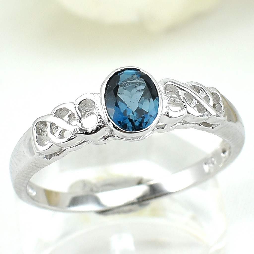 แหวนเงินแท้ราคาถูกชุบทองคำขาว ลอนดอนบลูโทปาซแท้ 0.50 กะรัต งานประณีตสวยงาม สั่งผลิตค่ะ