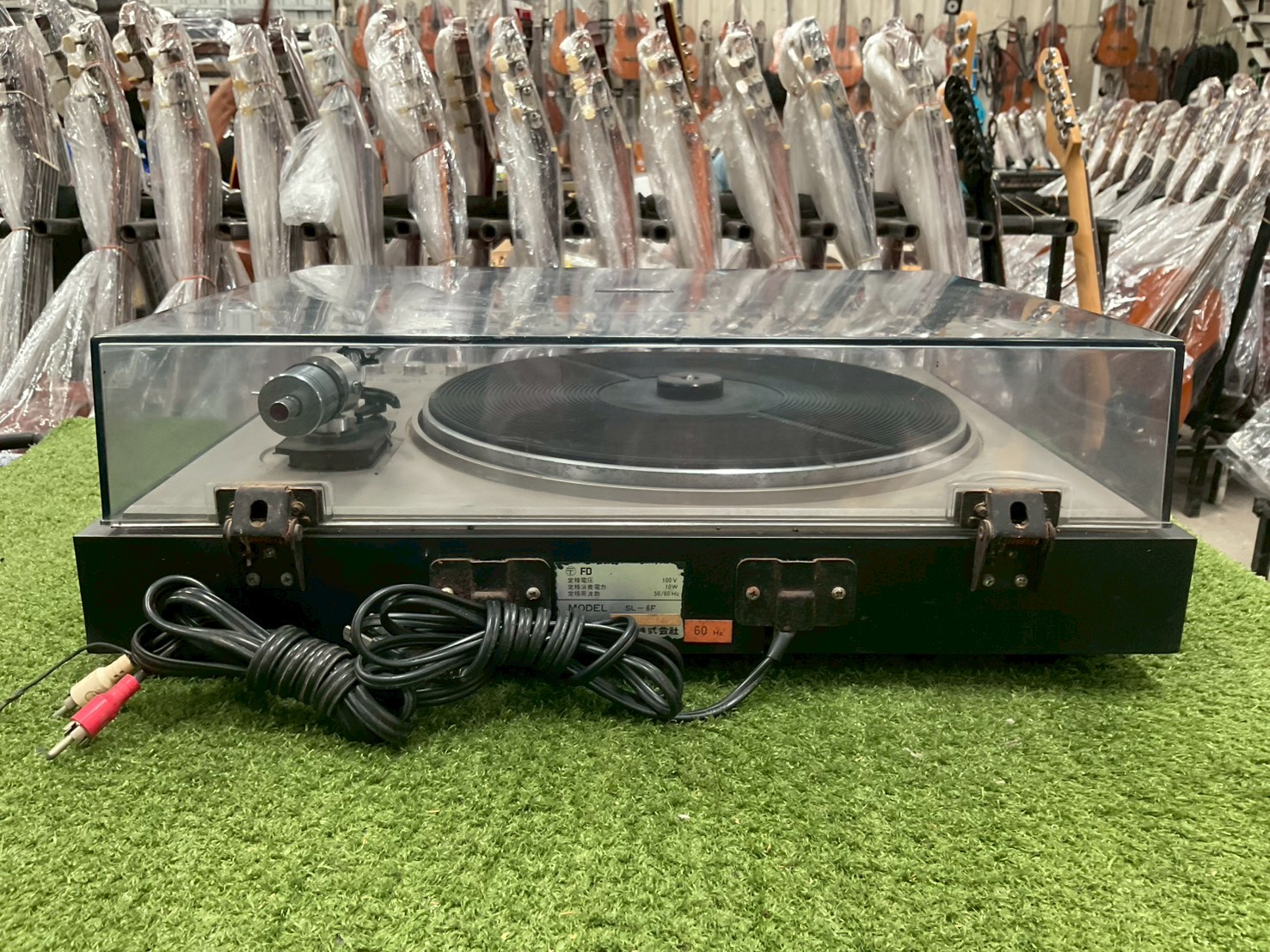 เครื่องเล่นแผ่นเสียง COLUMBIA : SL-6F