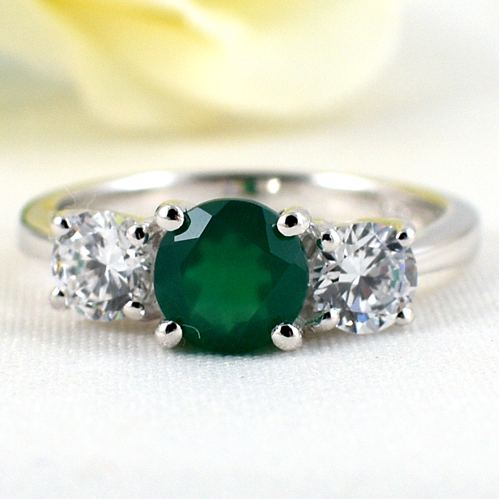 แหวนเงินแท้ราคาถูกชุบทองคำขาว พลอยแท้กรีนอะเกท 0.76 กะรัต เพชรCZ 0.50 กะรัต งานประณีตสวยงาม สั่งผลิตค่ะ