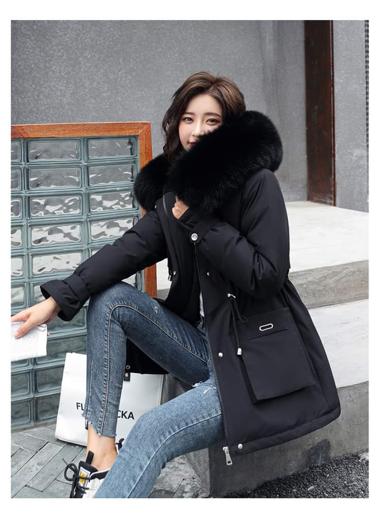 เสื้อคลุมกันหนาวไซส์ใหญ่ สำหรับอุณหภูมิ 10กว่าองศาถึงติดลบกันเลยนะคะ รอบอกหน้าผ้า 48 เหมาะสำหรับอก 40-46 รอบวงแขน 18 ตัวเสื้อยาว 29 นิ้ว ด้านในเสื้อบุขนหนานุ่มมากๆค่ะ ราคา 990 บาทค่ะ #ชุดว่ายน้ําคนอ้วนราคาถูก #ชุดว่ายน้ำพร้อมส่ง #ชุดว่ายน้ำคนอ้วน #swimfor