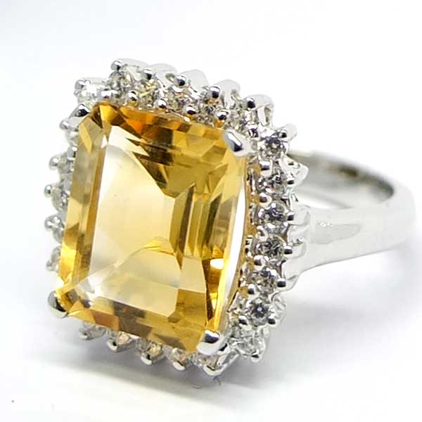 แหวนเงินแท้ราคาถูกชุบทองคำขาว ซิทรินแท้ 4.65 กะรัต เพชรCZ 0.36 กะรัต งานประณีตสวยงาม สั่งผลิตค่ะ