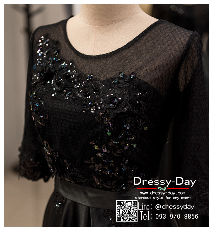 รหัส ชุดราตรี :BB120 ราตรียาวแบบมีแขน ช่วงบนปักลูกไม้เนื้อดี คาดโบว์น่ารัก ต่อกระโปรงผ้าซาตินพรีเมี่ยม มาพร้อมซับในอย่างดี สวยแบบเรียบหรู ใส่ได้หลากหลายโอกาส