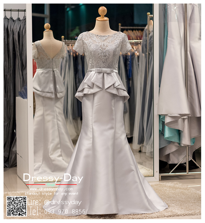 รหัส ชุดราตรี :PFL059 ชุดไปงานแต่งตกแต่งกริตเตอร์ ชุดราตรียาวซีทรูผ้าลูกไม้เรียบหรู สีเทา ชุดราตรีผ้าไหมเล่นดีเทลระบายชายช่วงเอว เหมาะสำหรับงานแต่งงาน งานกลางคืน กาล่าดินเนอร์ ชุดไทยประยุกต์