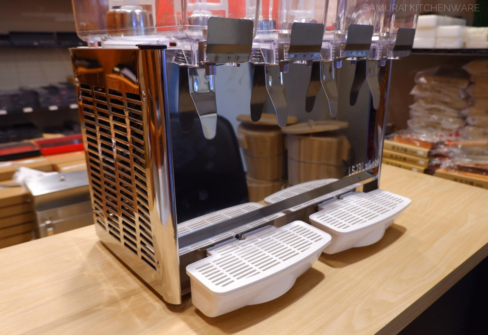 เครื่องจ่ายน้ำหวาน เครื่องกดน้ำหวาน ตู้กดน้ำหวาน 4 โถ (9 ลิตร)