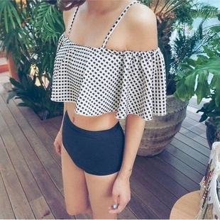 ชุดว่ายน้ำทูพีช สีขาวลายสก็อต รอบอก 32-36 รอบเอว 28-32 สะโพก 34-38 นิ้วค่ะ น่ารักมากๆค่ะ