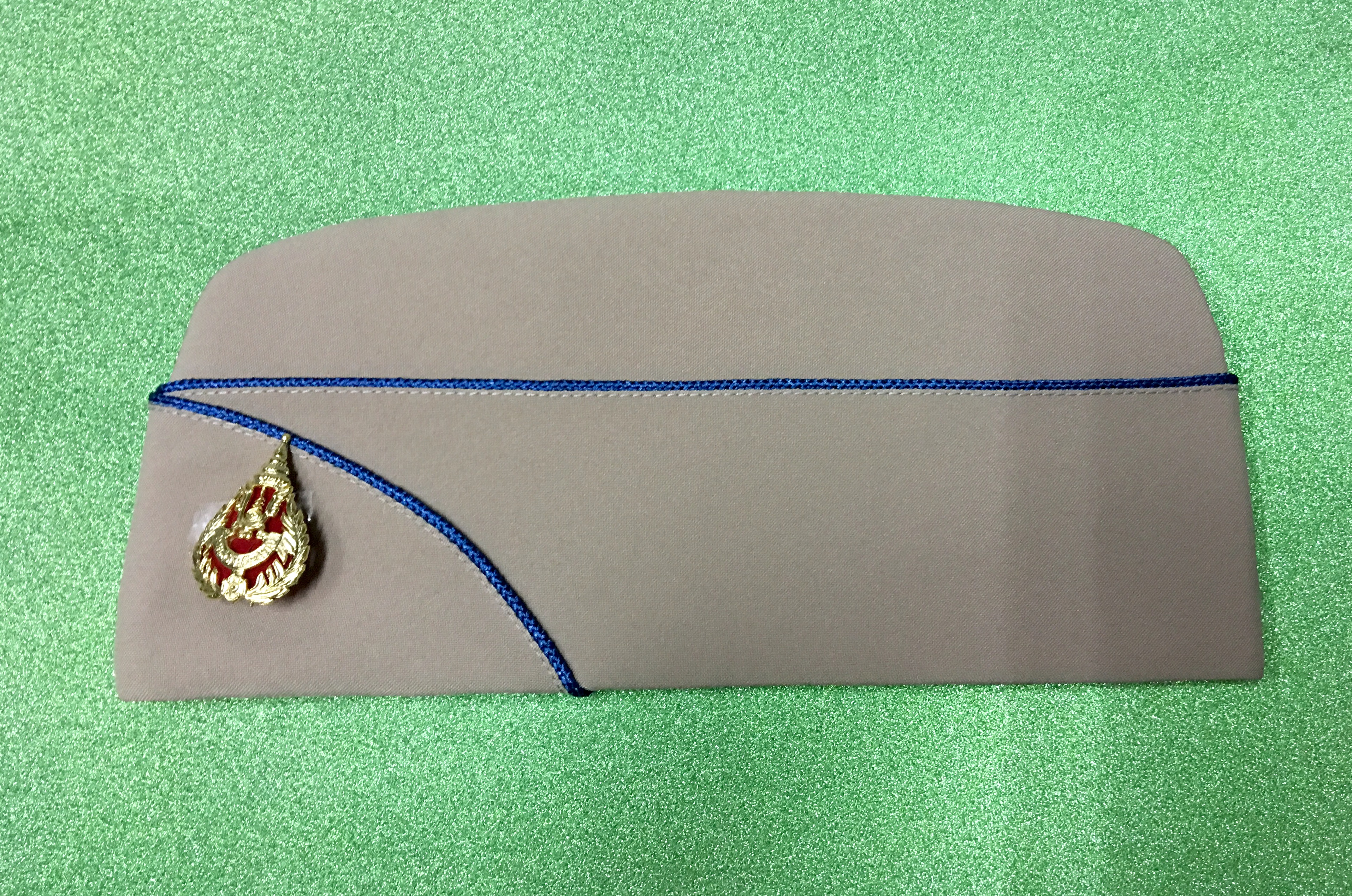 หมวกหนีบอส-นายหมวด