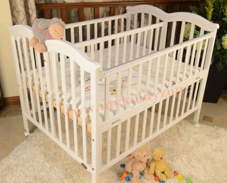 เตียงนอนไม้สำหรับเด็กแฝด White Premium TP21059 (WD11)