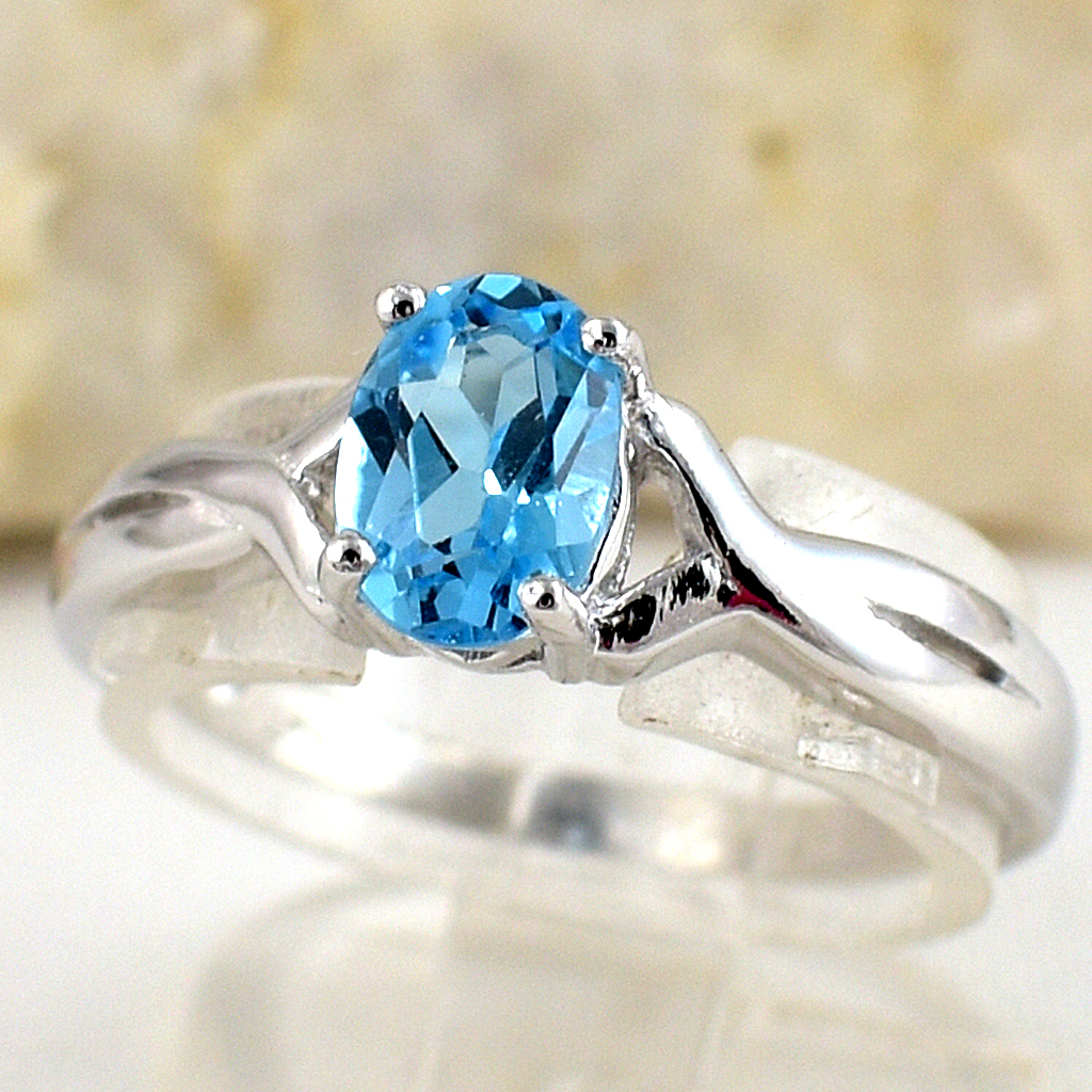 แหวนเงินแท้ราคาถูกชุบทองคำขาว สวิสบลูโทปาซแท้ 0.95 กะรัต งานประณีตสวยงาม สั่งผลิตค่ะ