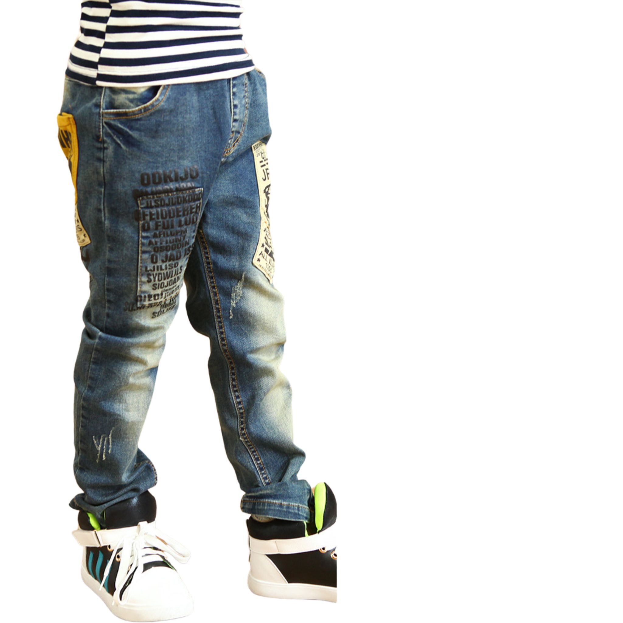 สินค้าพร้อมส่ง กางเกงยีนส์เด็กชาย แต่งลาย