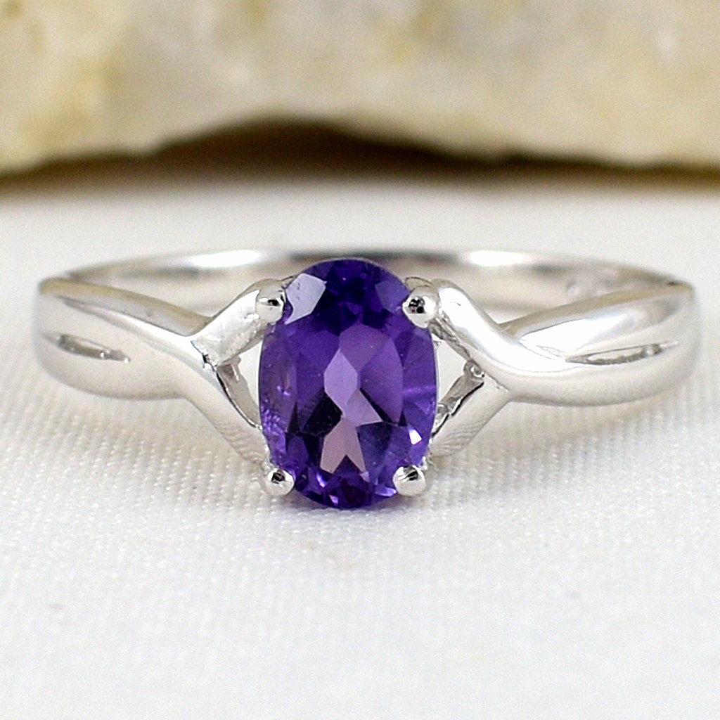 แหวนเงินแท้ราคาถูกชุบทองคำขาว แอมิทิสต์แท้ 0.75 กะรัต งานประณีตสวยงาม สั่งผลิตค่ะ