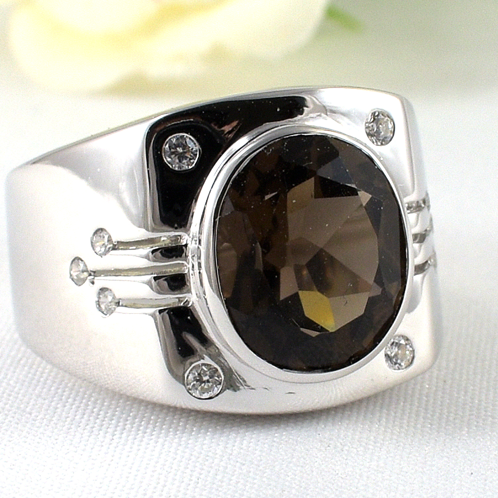 แหวนเงินแท้ราคาถูกชุบทองคำขาว พลอยแท้สโมกกี้ควอทซ์ 4.80 กะรัต เพชรCZ 0.19 กะรัต งานประณีตสวยงาม สั่งผลิตค่ะ
