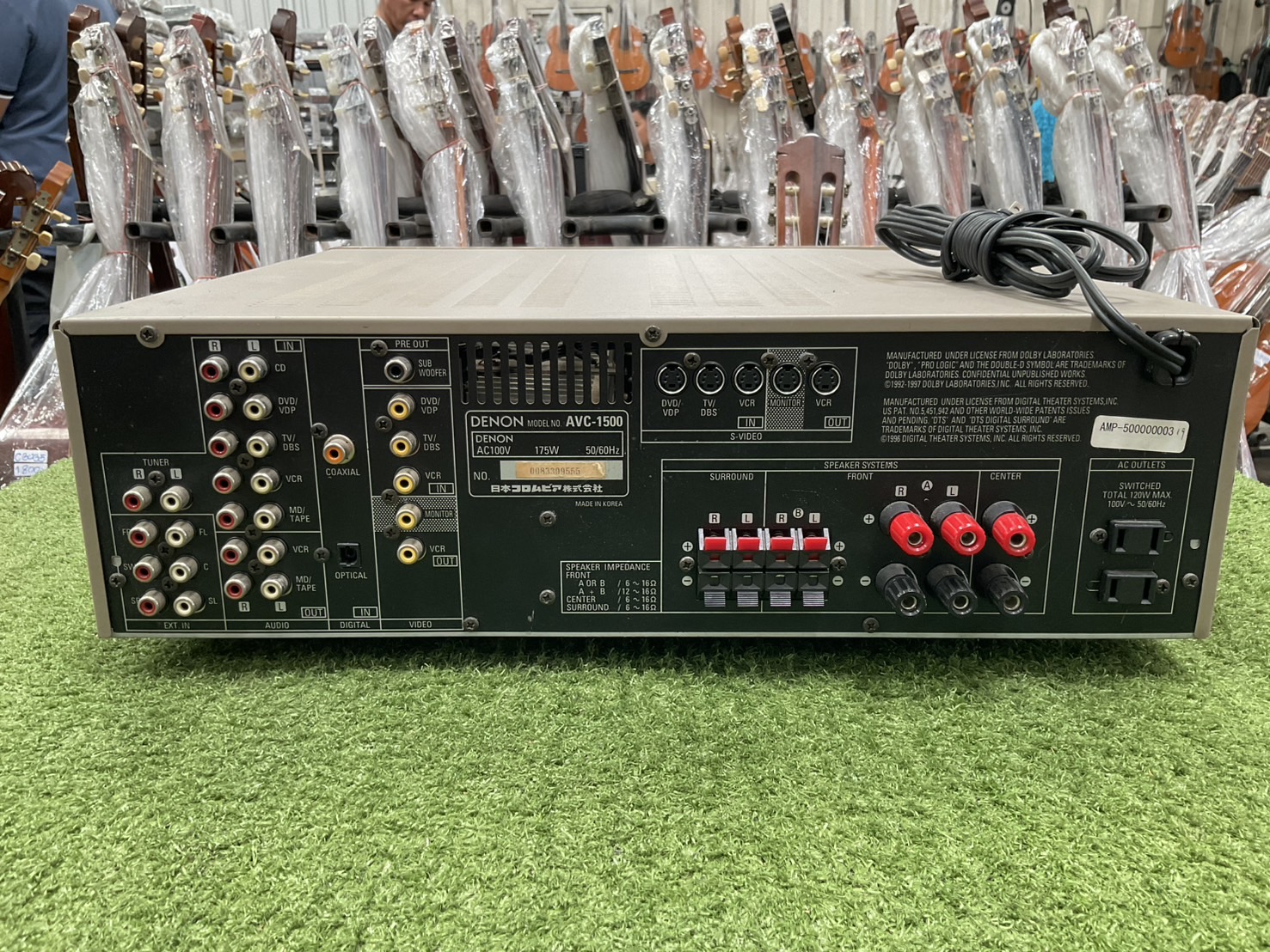 เครื่องขยายเสียง DENON : AVC-1500