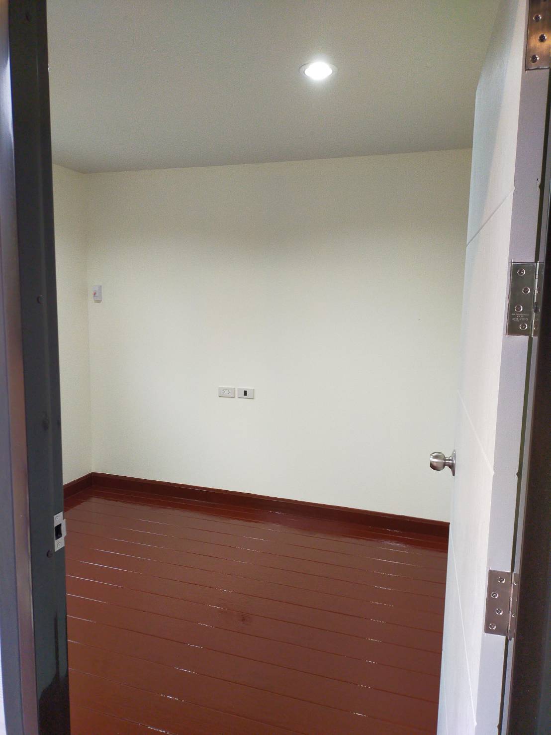 2นอน1นั่งเล่น2ห้องน้ำ บ้านน็อคดาวน์ ป.เจริญ