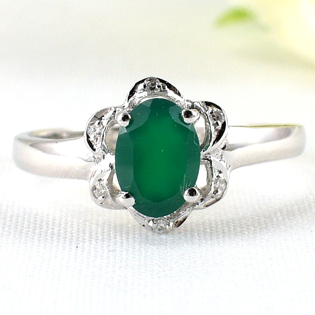 แหวนเงินแท้ราคาถูกชุบทองคำขาว พลอยแท้กรีนอะเกท 0.65 กะรัต เพชรCZ 0.0042 กะรัต งานประณีตสวยงาม สั่งผลิตค่ะ