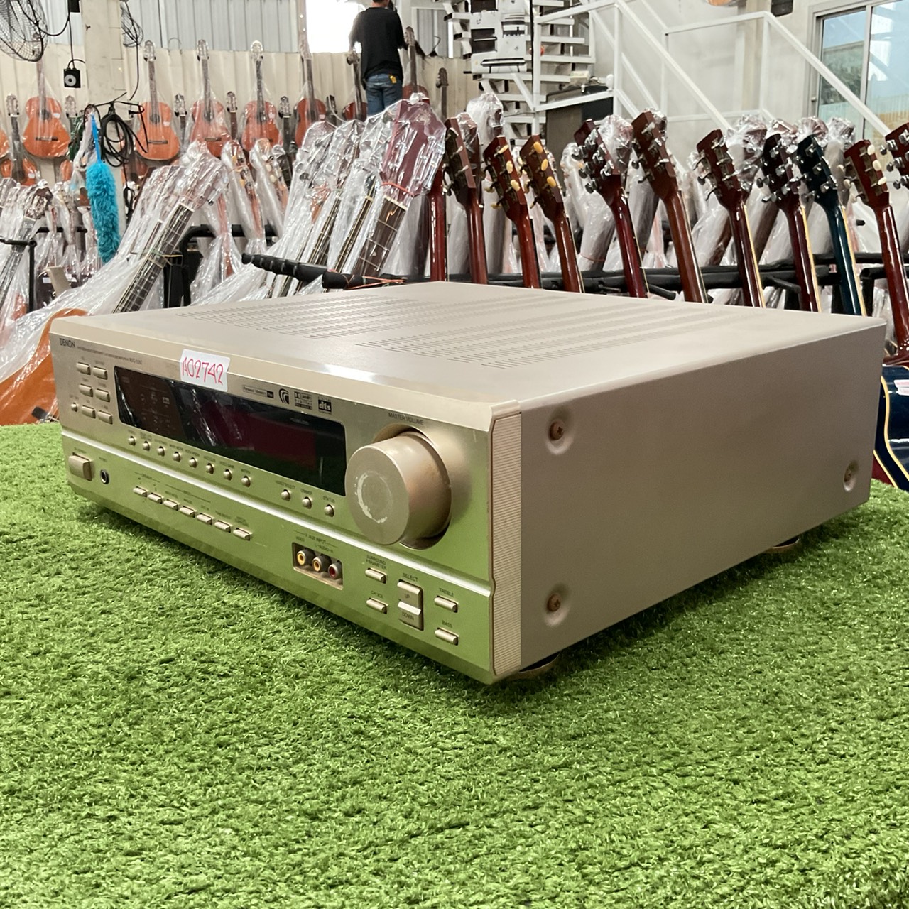 เครื่องขยายเสียง DENON : AVC-1550