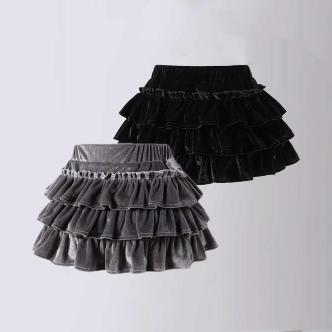 กระโปรง เด็กผู้หญิง ทรงขนมชั้น สีพื้น มีซับระบายชั้นติดโบว์
