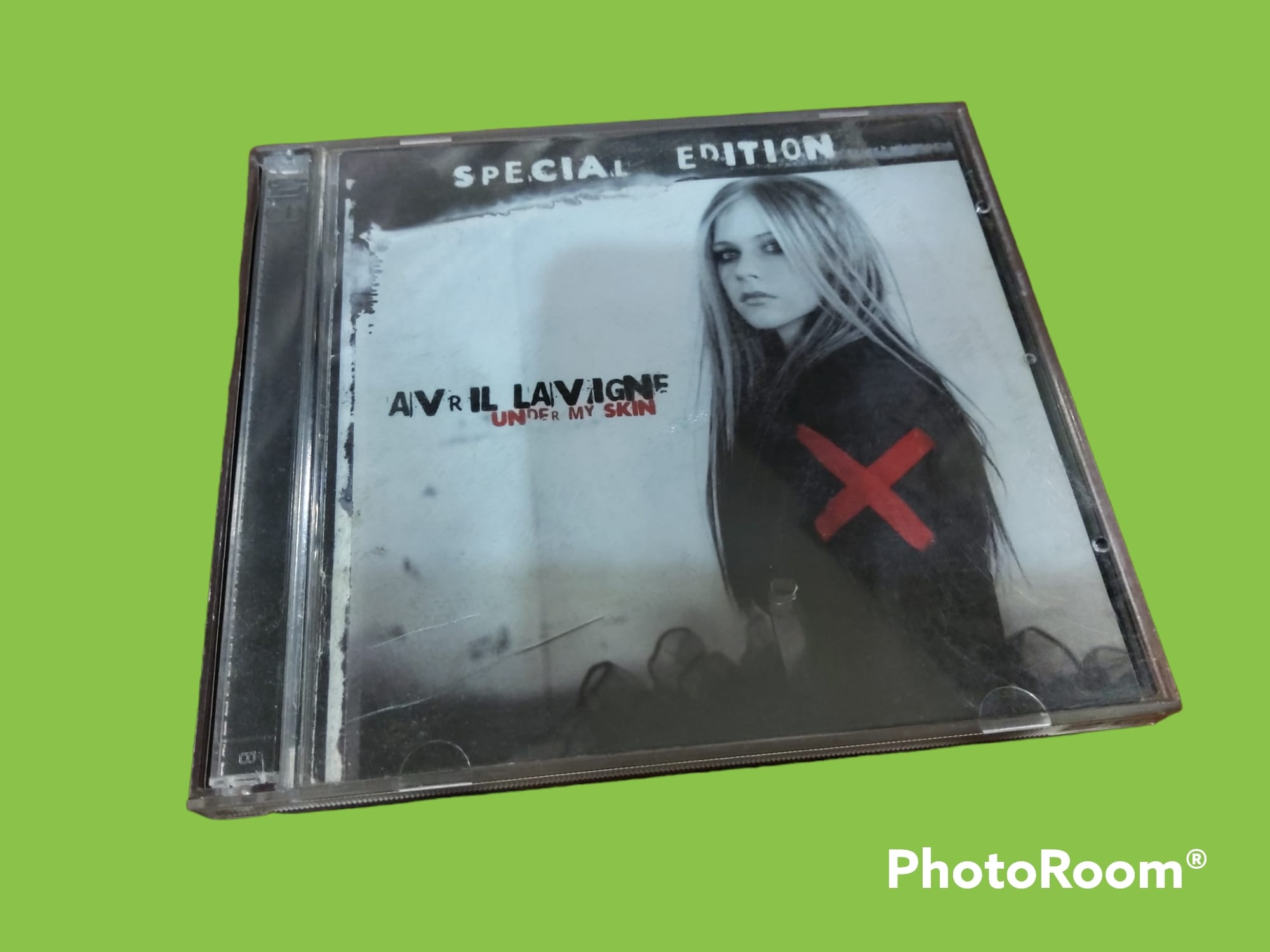 CD เพลง avril lavigne Under My Skin 2547