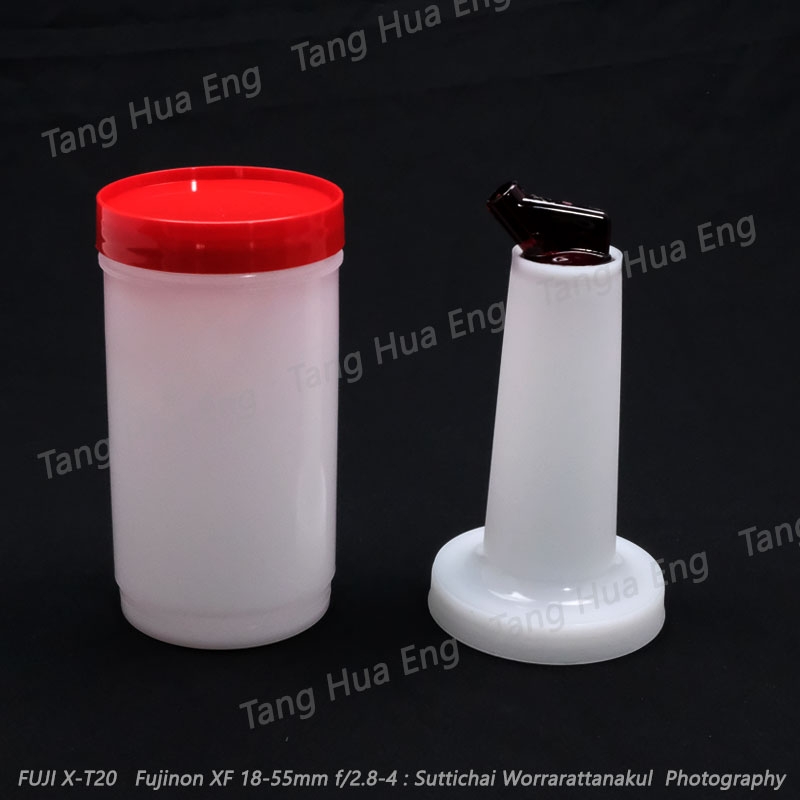 ขวดใส่น้ำผลไม้ ขนาด 0.5 แกลลอน สีแดง ( คอขาว ) 8021-RED