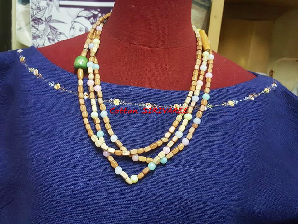 SIRIVAREE,SIVA Thai Cotton 100%, Polo shirt and hand embroidery By Cotton SIRIVAREE Top Thai Brand White, black ,blue ,the sugar L,XL