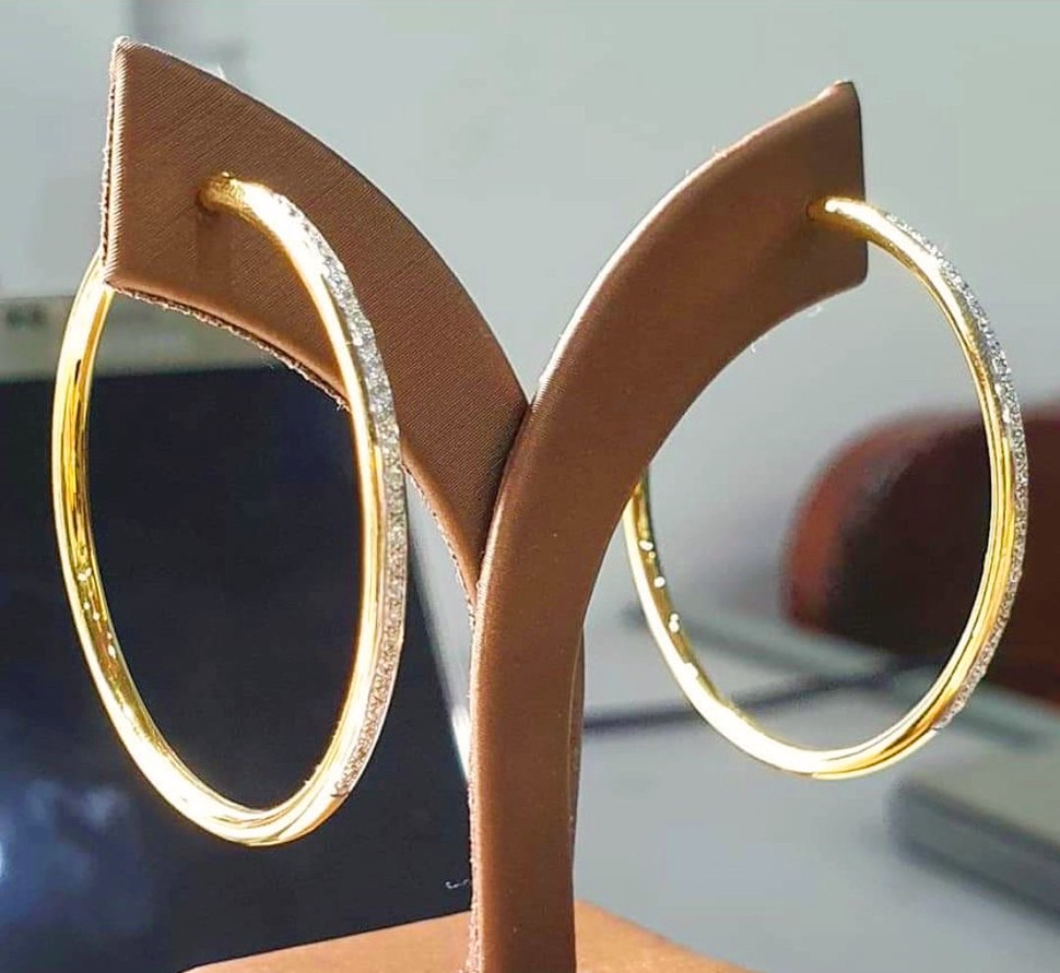 พร้อมส่งและสั่งผลิตต่างหูเพชรแท้ห่วงใหญ่สุดคลู แต่งงาน หมั้น ใส่เที่ยว ออกงาน ทองคำ 9K เพชรแท้ 0.20 กะรัต ราคาถูกมาก ส่งฟรี