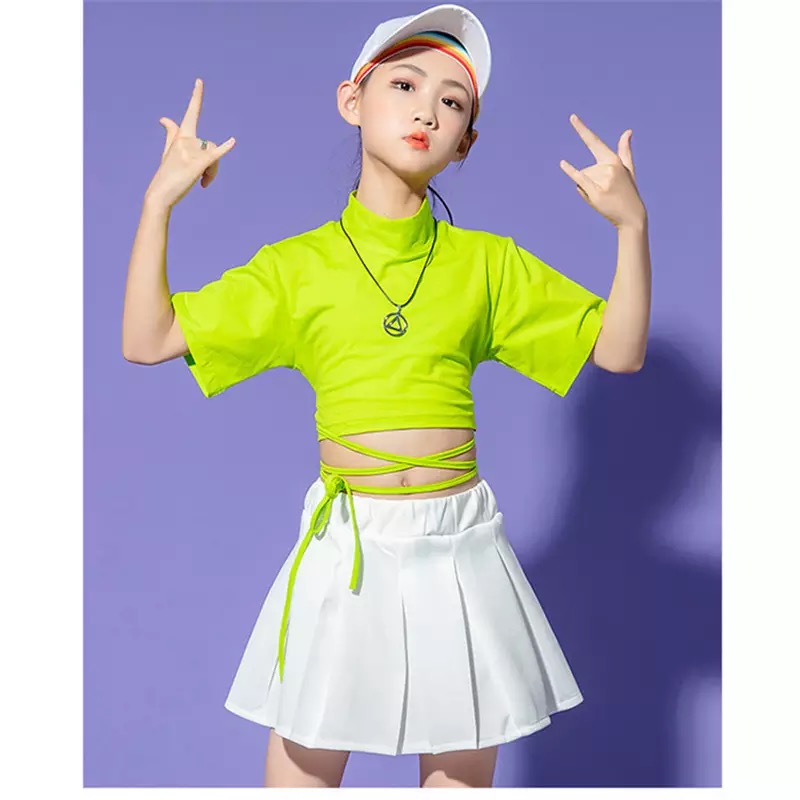 ชุดเต้น ชุดแดนซ์ เสื้อแขนสั้น+กระโปรงสั้นสีขาว