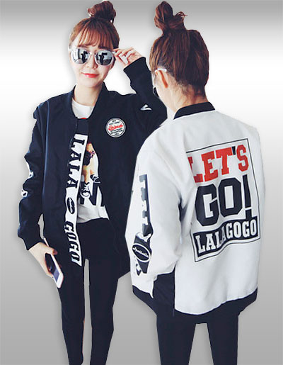 เสื้อคลุมแฟชั่นสกรีนลายสุดเท่ห์ เสื้อคลุมสไตล์เกาหลี มี 2 สี รหัส 1887