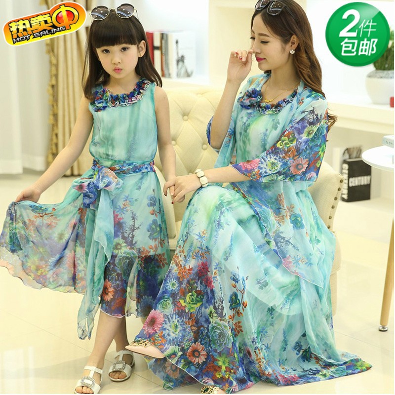 ชุดเดรส ลายดอก ทรงยาว สำหรับเด็กและผู้หใญ่