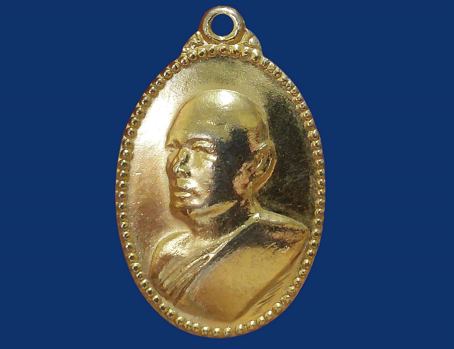 เหรียญ พระสุนทรธรรมภาณี (หลวงพ่อแพ เขมงฺกโร) วัดพิกุลทอง จ.สิงห์บุรี ปี 2525
