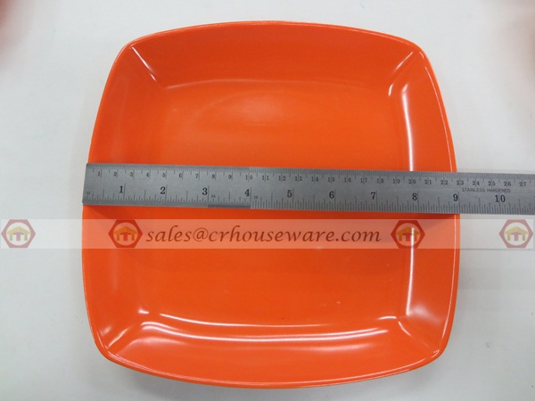 จานสี่เหลี่ยมลึก 9 นิ้ว สีส้ม 017-P991-9