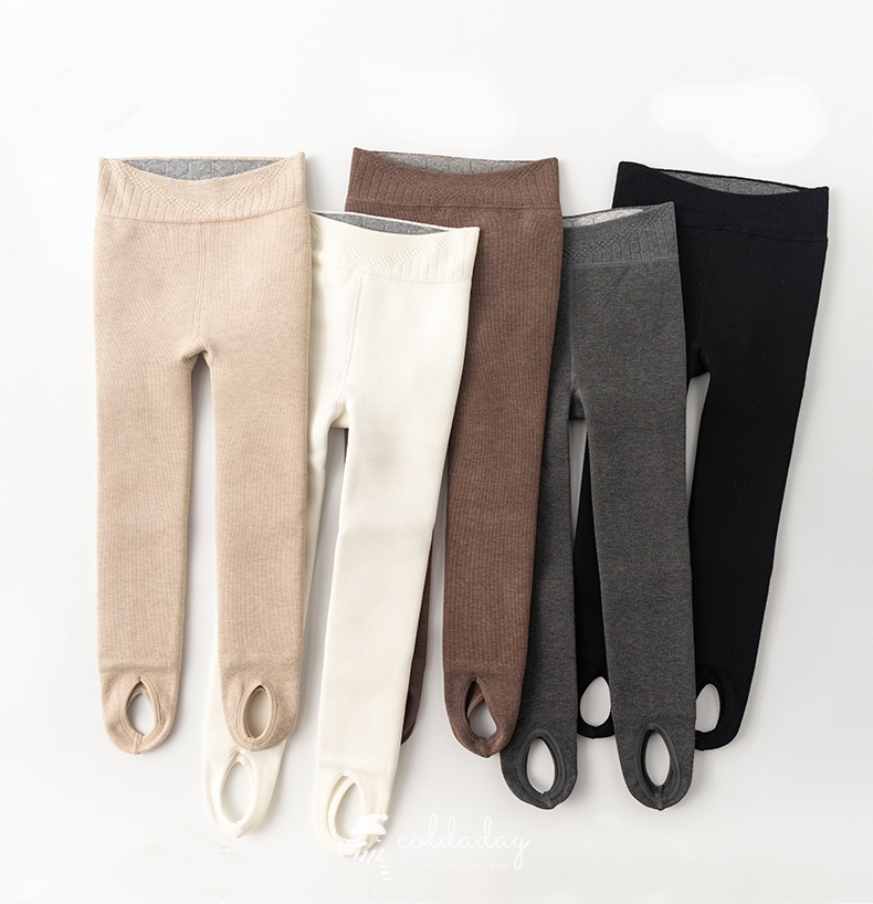 เลกกิ้งกันหนาวบุขนกันหนาวเด็ก รุ่นเหยียบส้น มี 4 สี