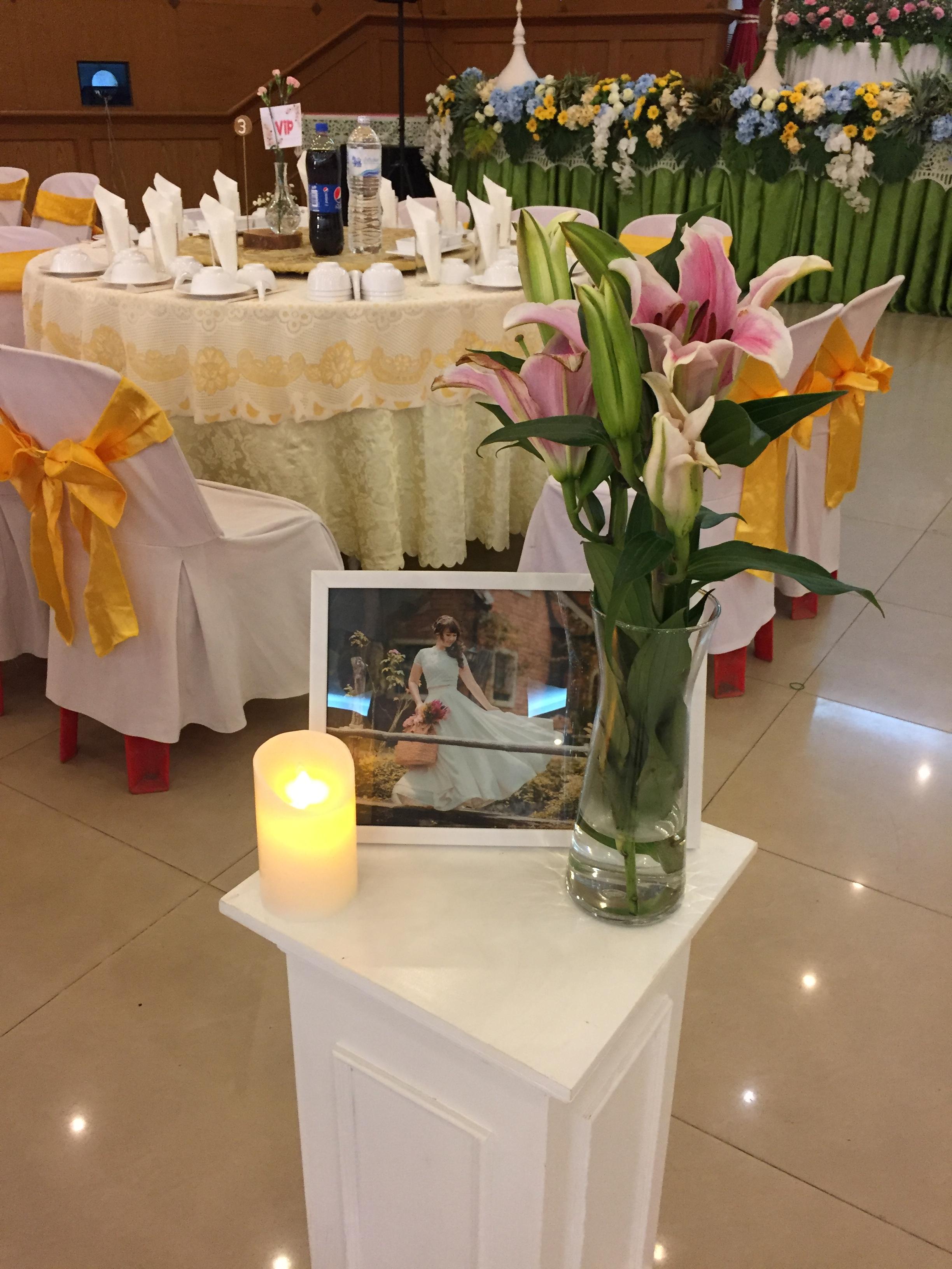 งานเลี้ยงฉลองมงคลสมรสช่วงเย็น 18กพ61 ณ หอประชุม รร.ปทุมวิไล อ.เมือง จ.ปทุมธานี