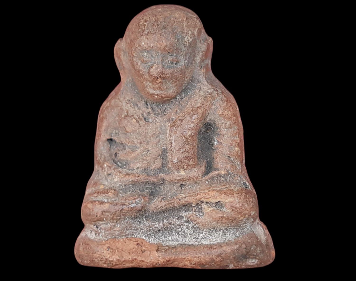 รูปเหมือนหลวงพ่อเงิน วัดบางคลาน จ.พิจิตร พิมพ์นิยม เนื้อดิน ปี 2450-2470