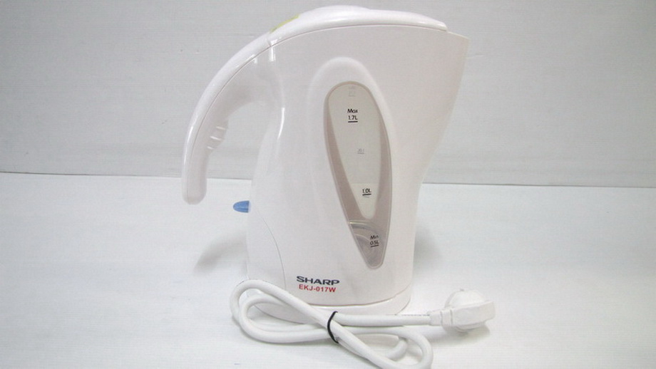 Sharp กาต้มน้ำไฟฟ้า ขนาด 1.7 ลิตร รุ่น EKJ-017W