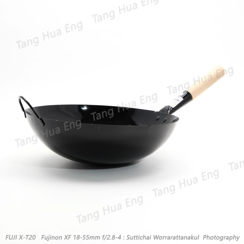 กระทะเคลือบดำ ด้ามไม้ 36 ซม. ตราลูกศร