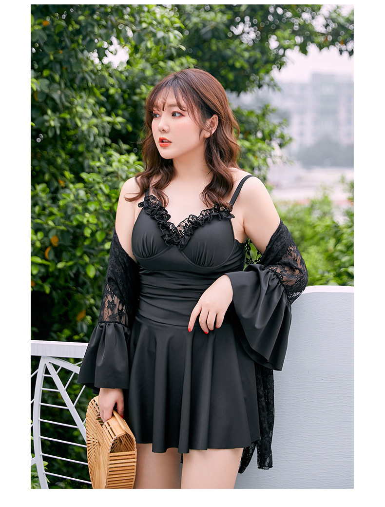 ชุดว่ายน้ำคนอ้วน5xl เซต 2 ชิ้น ชุดรอบอก 40-46 คัพ Cรอบเอว 34-40 สะโพก 40-48 นิ้วค่ะ ชุดยาว 35 เสื้อคลุมต้วนอก อก 50 นิ้วค่ะ ผ้าดีงานสวย คุ้มราคามากๆค่ะ
