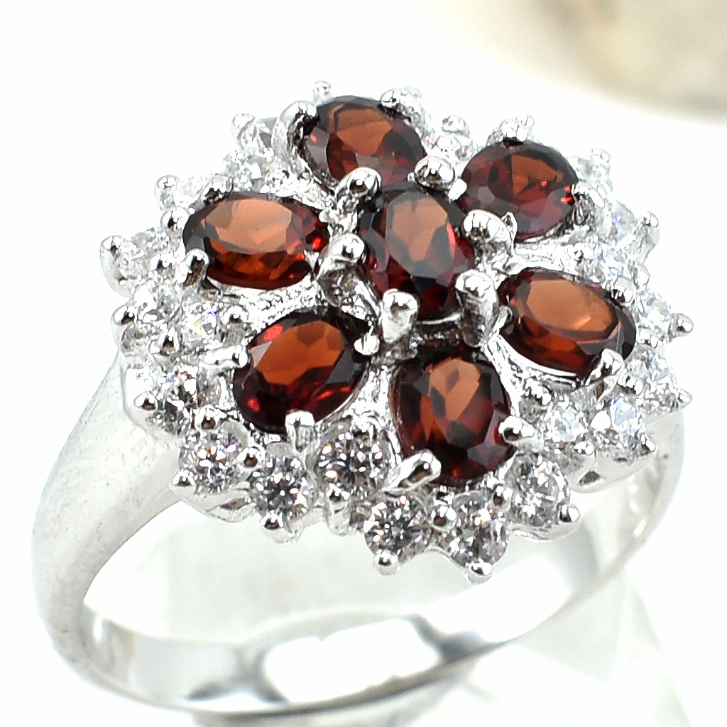 แหวนเงินแท้ราคาถูกชุบทองคำขาว พลอยแท้โกเมน 1.75 กะรัต เพชรCZ 0.75 กะรัต งานประณีตสวยงาม สั่งผลิตค่ะ