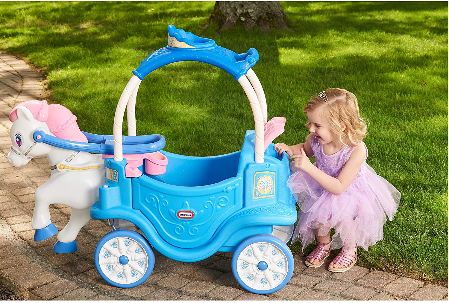 รถขาไถและรถเข็น Little Tikes Princess Horse และ Carriage ride-on