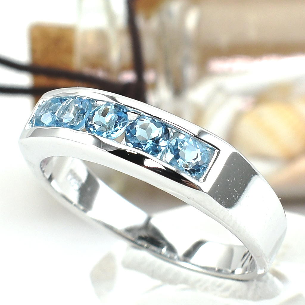 แหวนเงินแท้ราคาถูกชุบทองคำขาว สวิสบลูโทปาซแท้ 0.42 กะรัต งานประณีตสวยงาม สั่งผลิตค่ะ