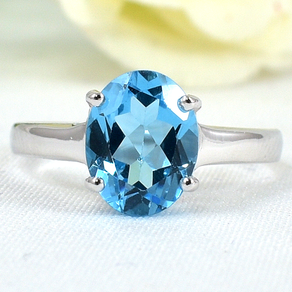 แหวนเงินแท้ราคาถูกชุบทองคำขาว สวิสบลูโทปาซแท้ 2.35 กะรัต งานประณีตสวยงาม สั่งผลิตค่ะ