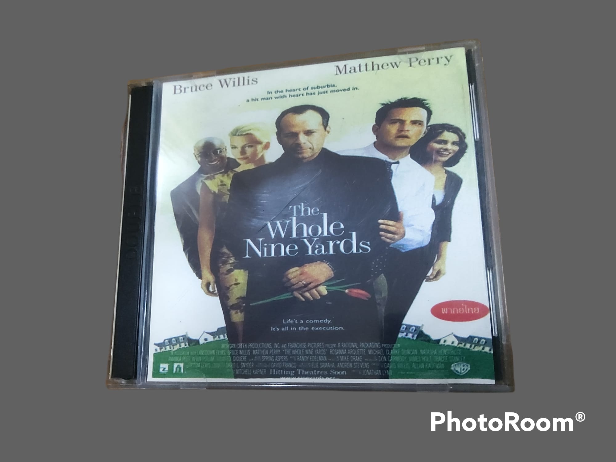 อึดไม่เกิน 9 หลา (อังกฤษ: The Whole Nine Yards) 2000
