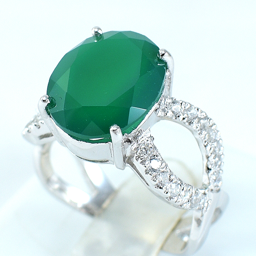 แหวนเงินแท้ราคาถูกชุบทองคำขาว พลอยแท้กรีนอะเกท 4.15 กะรัต เพชรCZ 0.42 กะรัต งานประณีตสวยงาม สั่งผลิตค่ะ