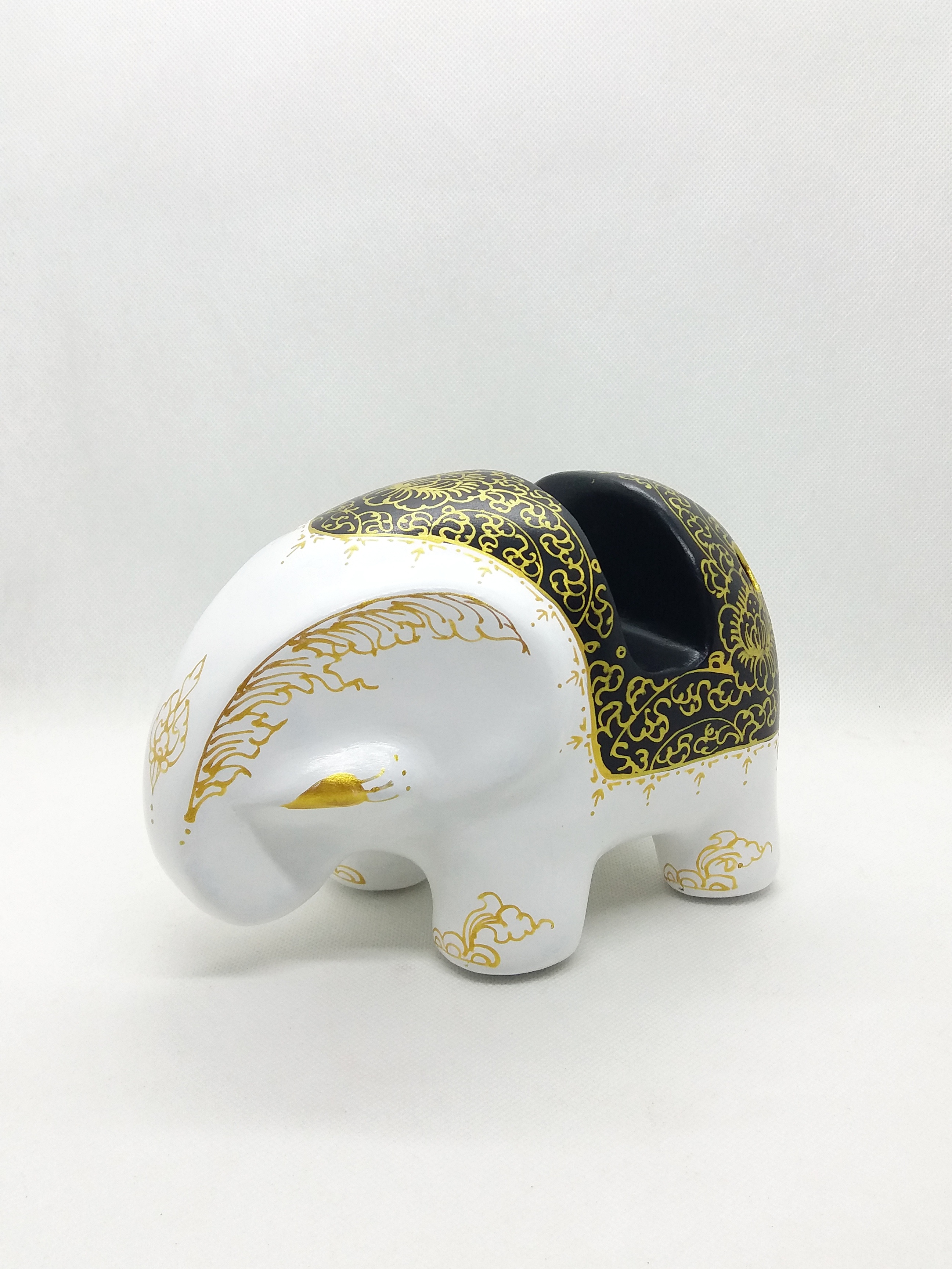 ช้างวางมือถือและนามบ้ตร Size M สีขาวดำ