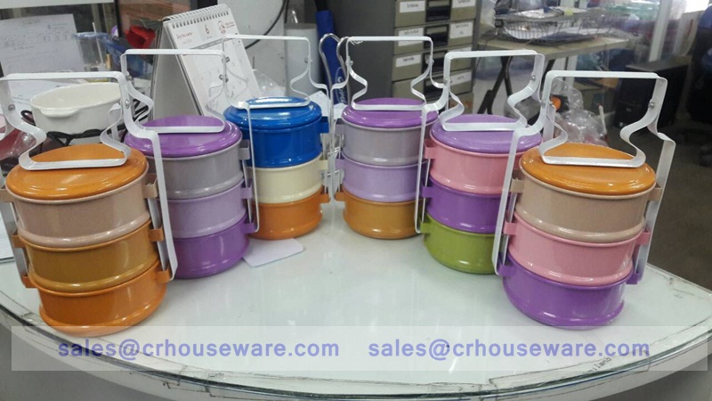 ปิ่นโตเคลือบ 3 ชั้น (คละสี) 005-PT3