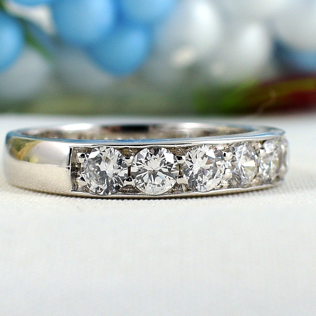 แหวนเงินแท้ราคาถูกชุบทองคำขาว เพชรCZแท้ 1.02 กะรัต งานประณีตสวยงาม สั่งผลิตค่ะ