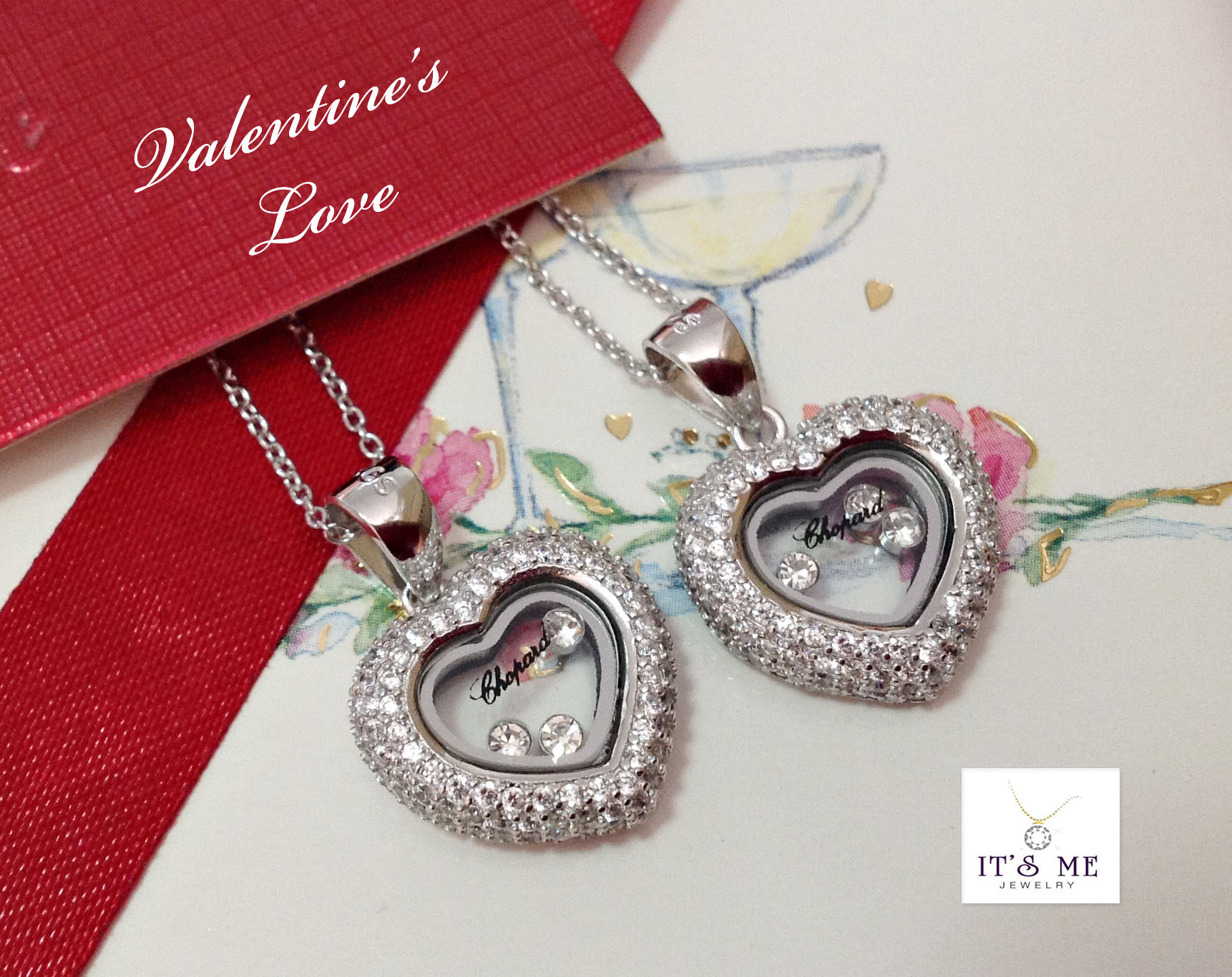 Valentine's Love จี้เงินแท้ งานแบรนด์ Chopard ตรงกลางมีพลอยสีขาว เล่นแสงดีมากๆ คะ