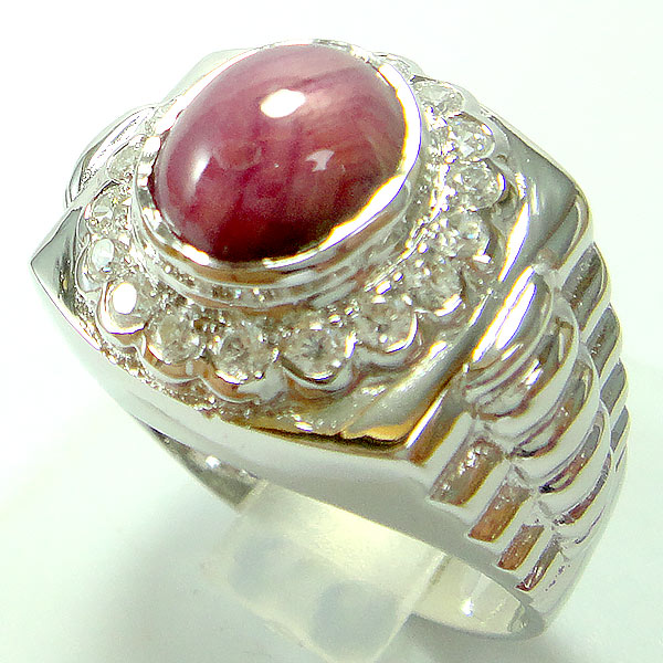 แหวนเงินแท้ราคาถูกชุบทองคำขาว พลอยแท้ทับทิม 4.10 กะรัต เพชรCZ 0.45 กะรัต งานประณีตสวยงาม สั่งผลิตค่ะ