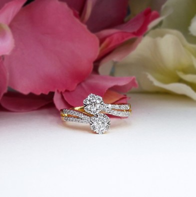 สั่งผลิตเพชรเบลเยี่ยมคัท แหวนแต่งงาน แหวนหมั้น ใส่เที่ยว ออกงาน แหวนทองคำ 18K เพชรแท้ 0.63 กะรัต 3.67 กรัม น้ำ 99 ราคาถูกมาก มีใบรับประกันค่ะ